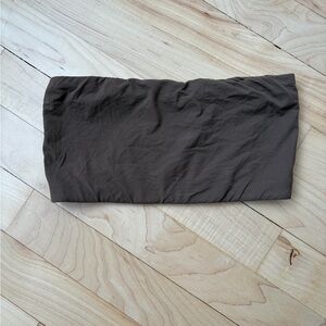 Brown skims bandeau top